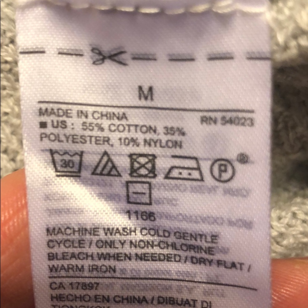 Gray Old Navy Sweater - Picture 8 of 8
